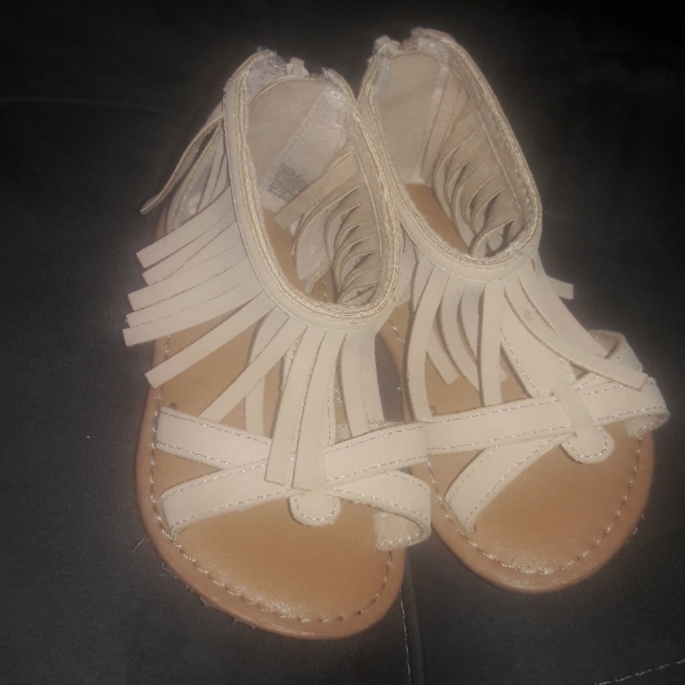 Girls tassle t-strap sandal